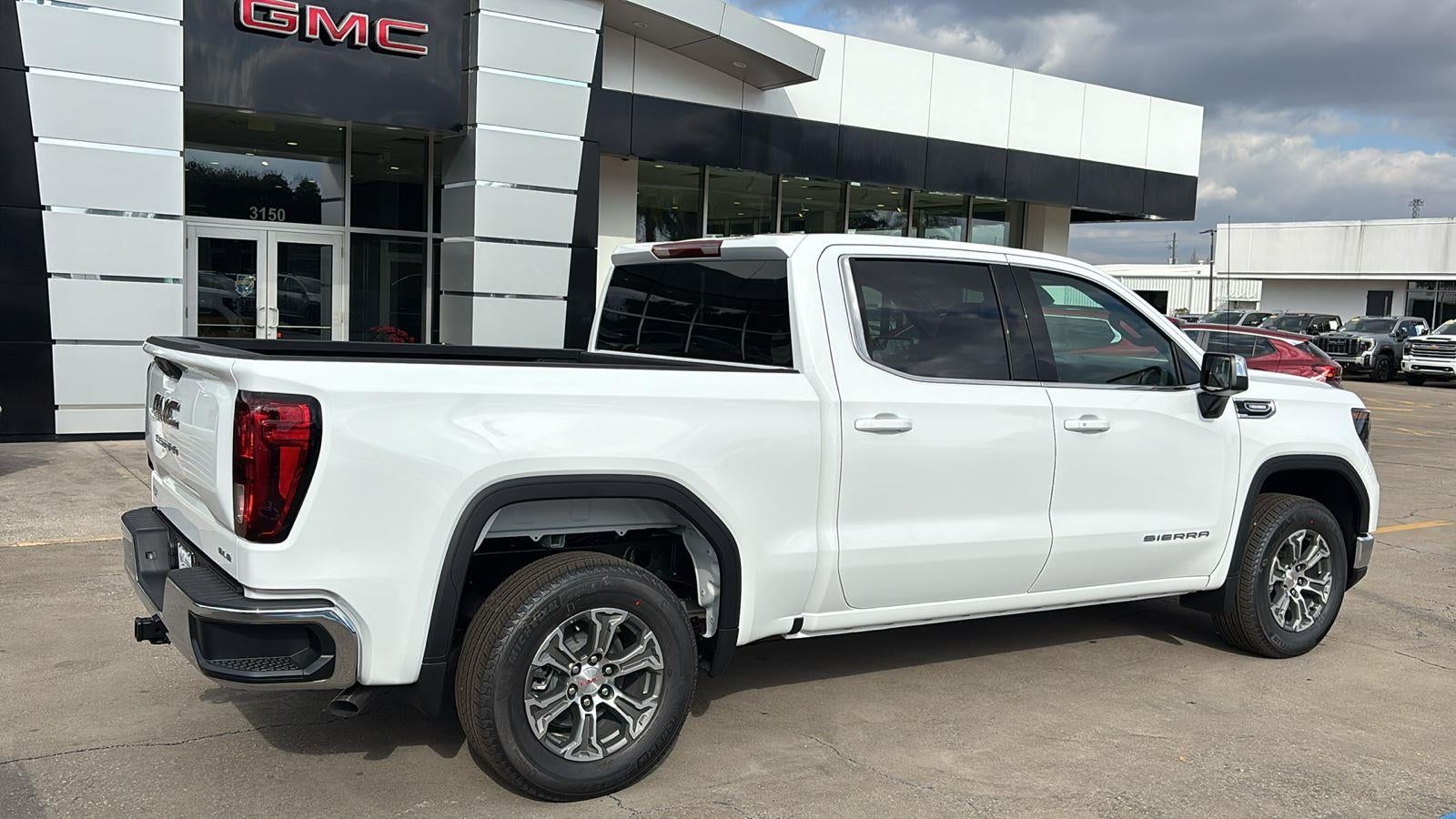2026 GMC Sierra 1500 SLE