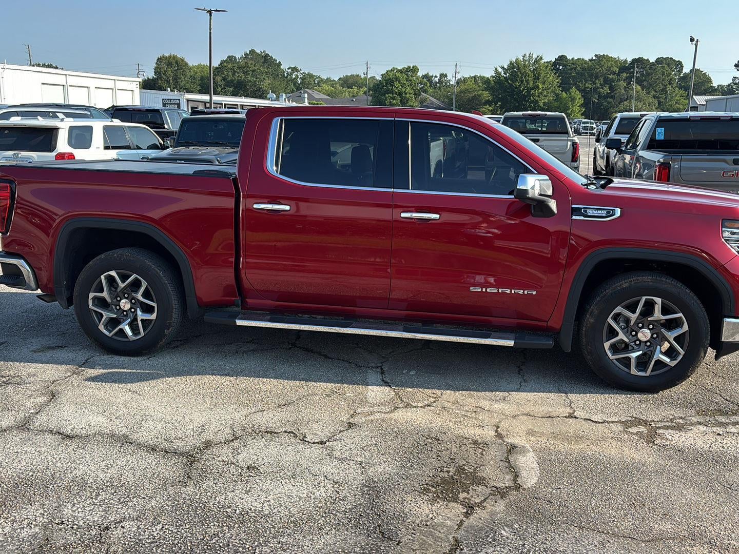 2024 GMC Sierra 1500 SLT