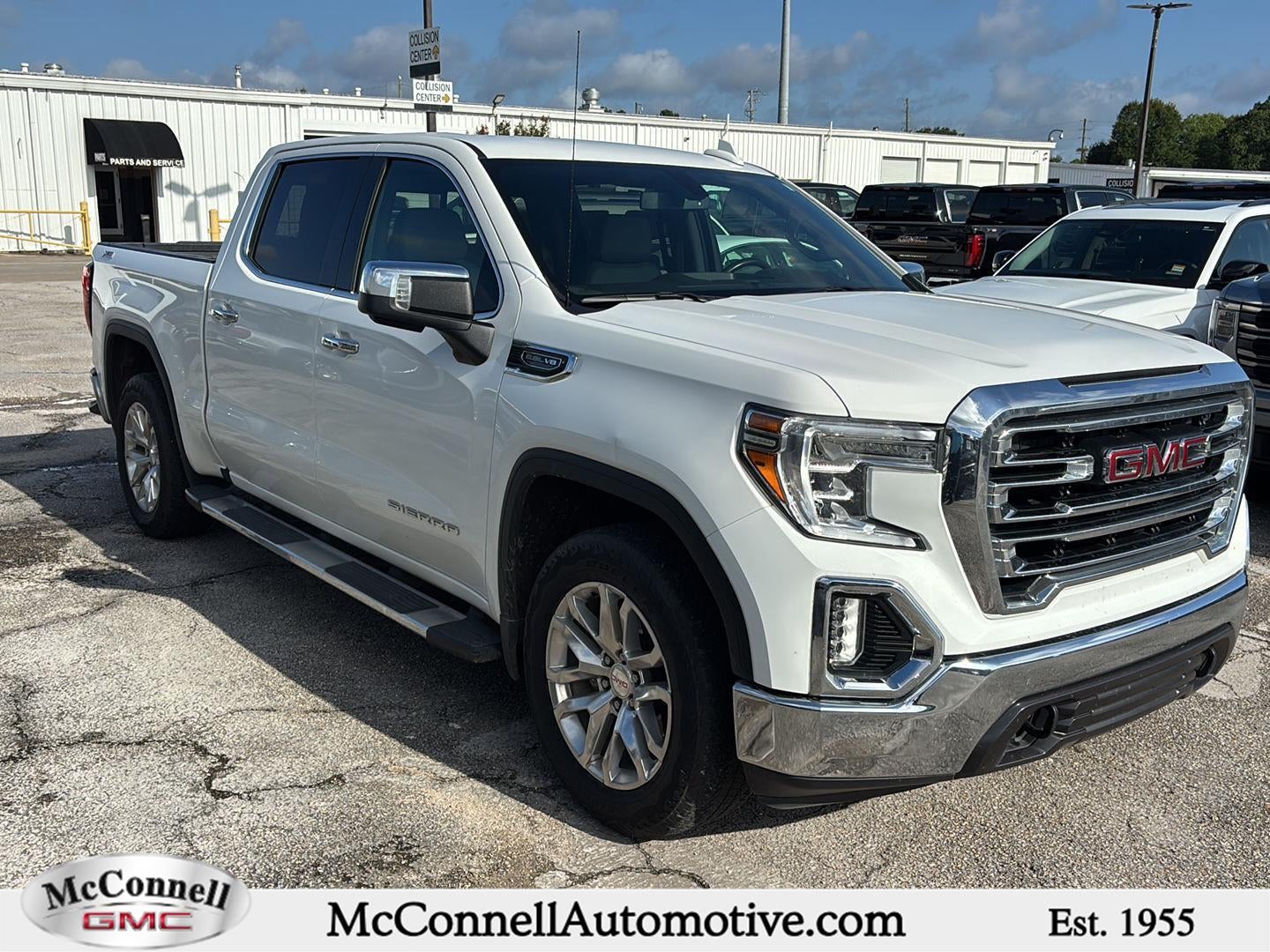 2021 GMC Sierra 4WD Crew Cab Short Box SLT's photo