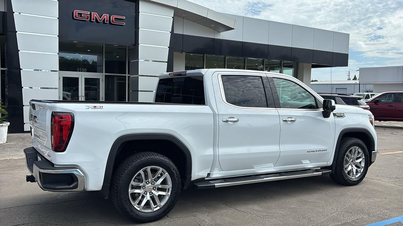 2021 GMC Sierra 1500 SLT