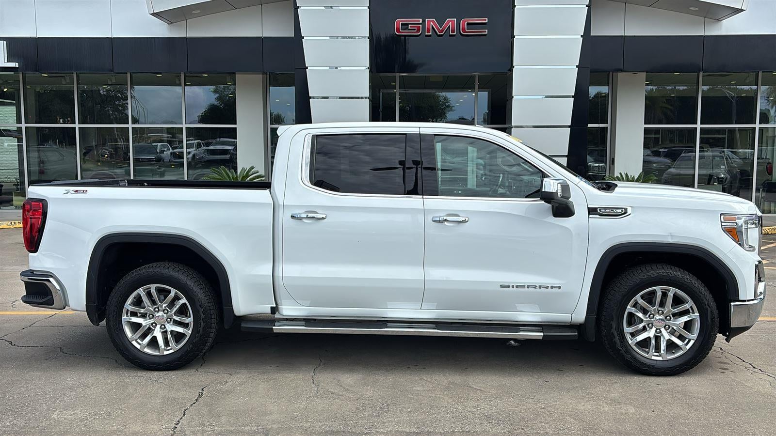 2021 GMC Sierra 1500 SLT