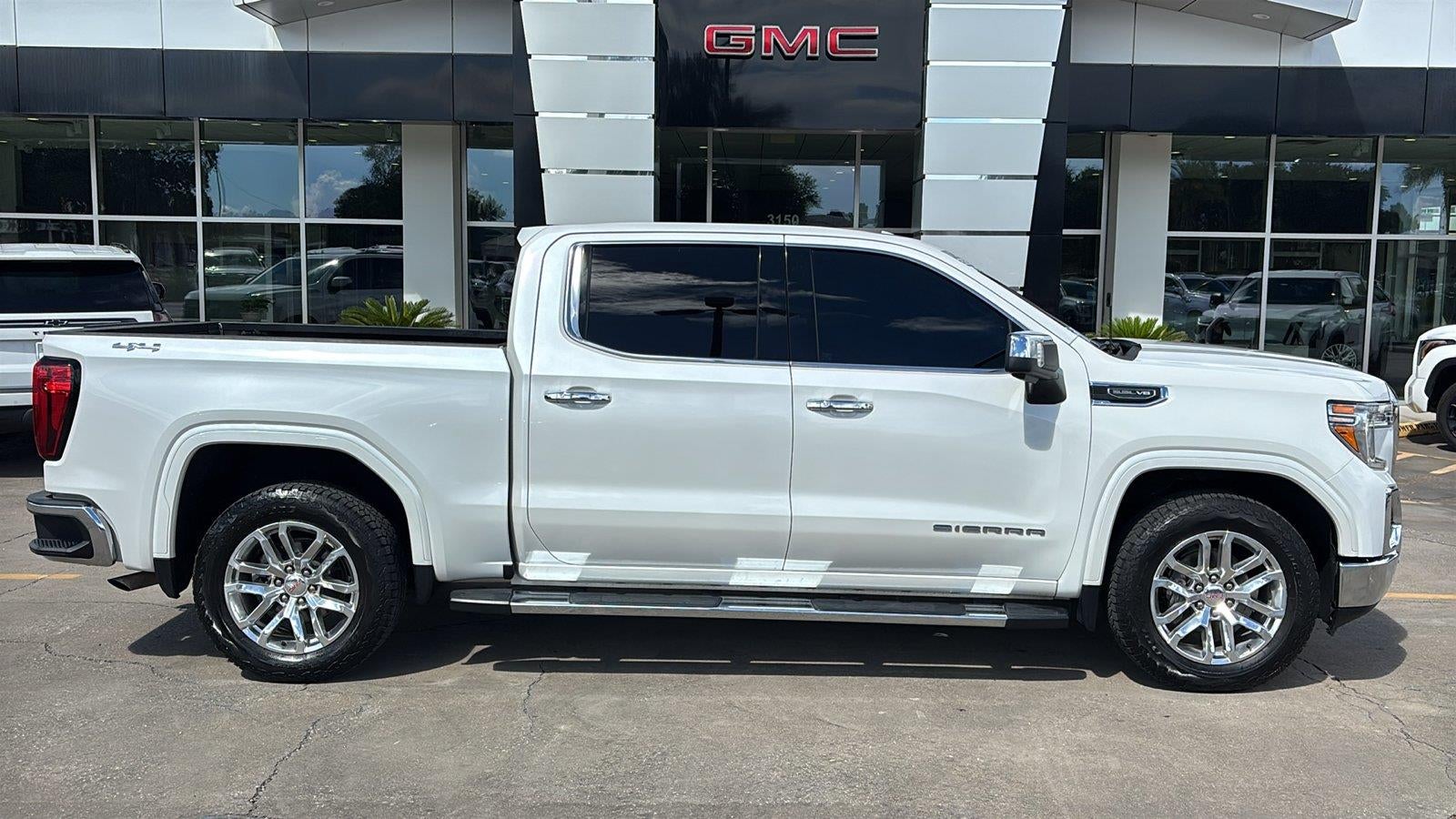 2021 GMC Sierra 1500 SLT
