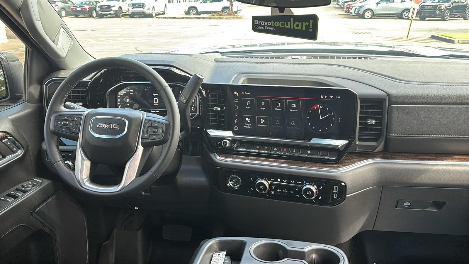 2024 GMC Sierra 1500 Elevation