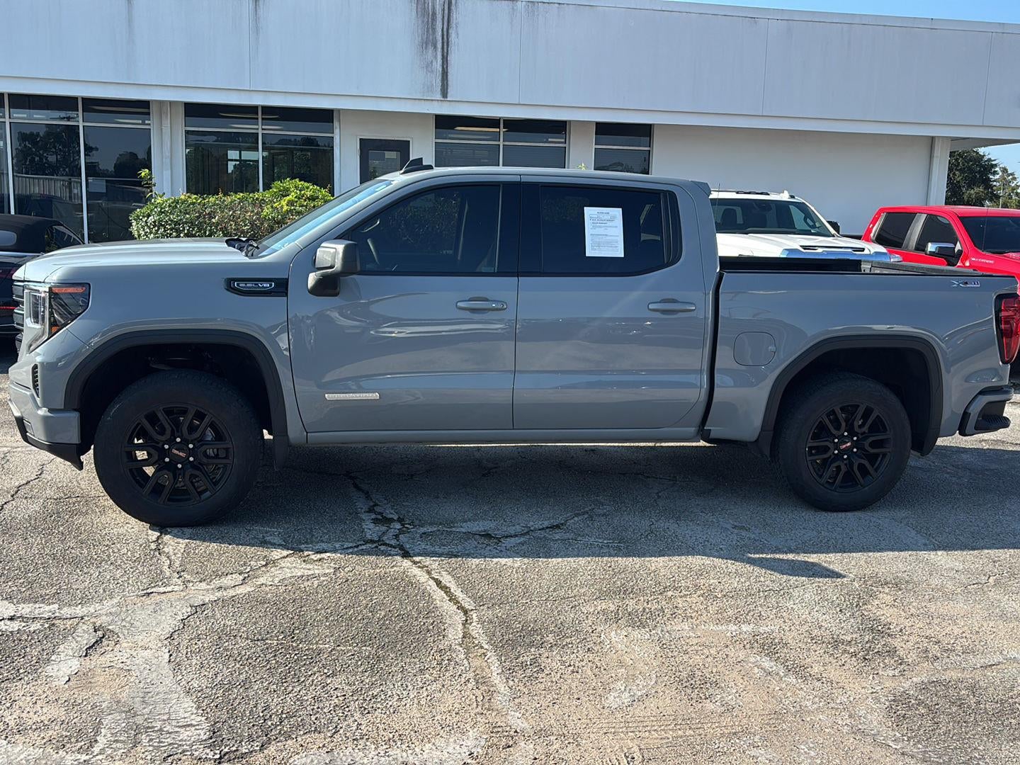 2024 GMC Sierra 1500 Elevation