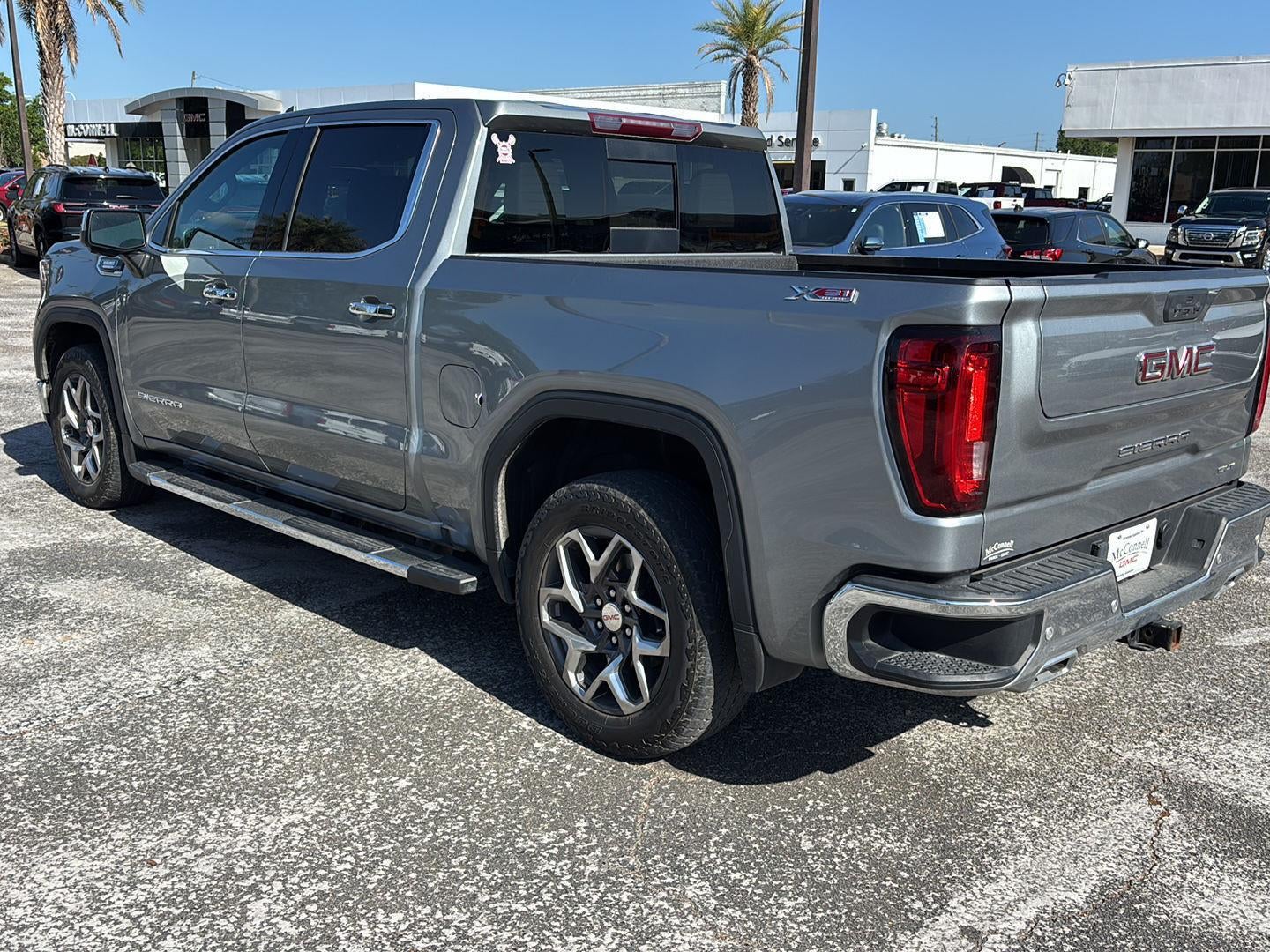 2023 GMC Sierra 1500 SLT