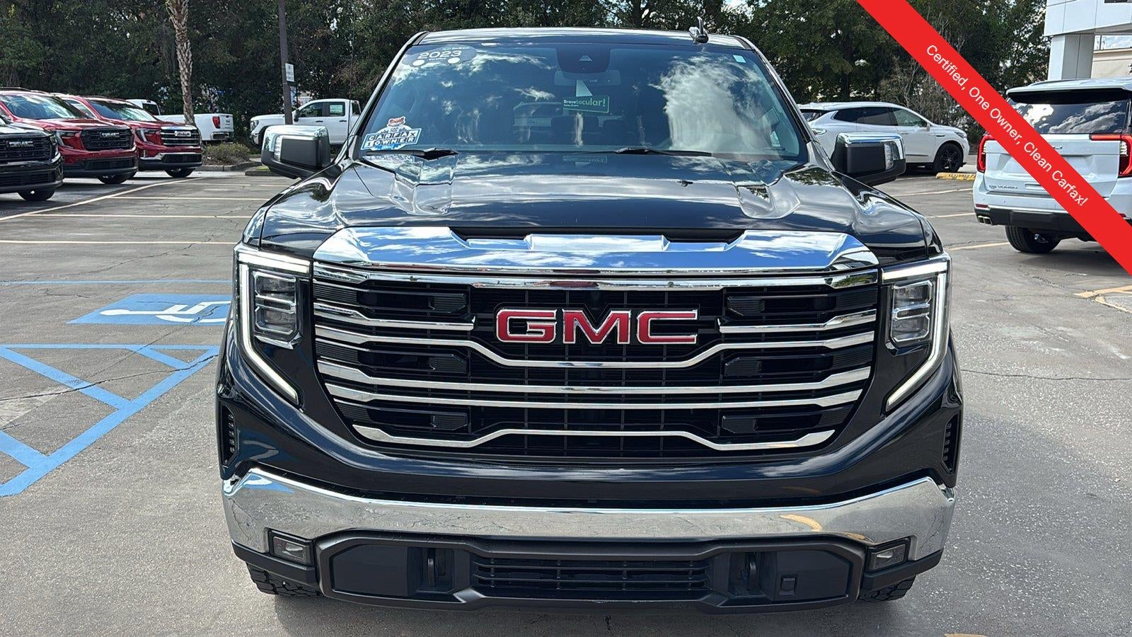 2023 GMC Sierra 1500 SLT