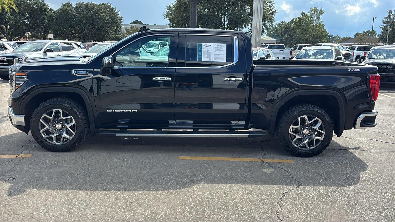 2023 GMC Sierra 1500 SLT