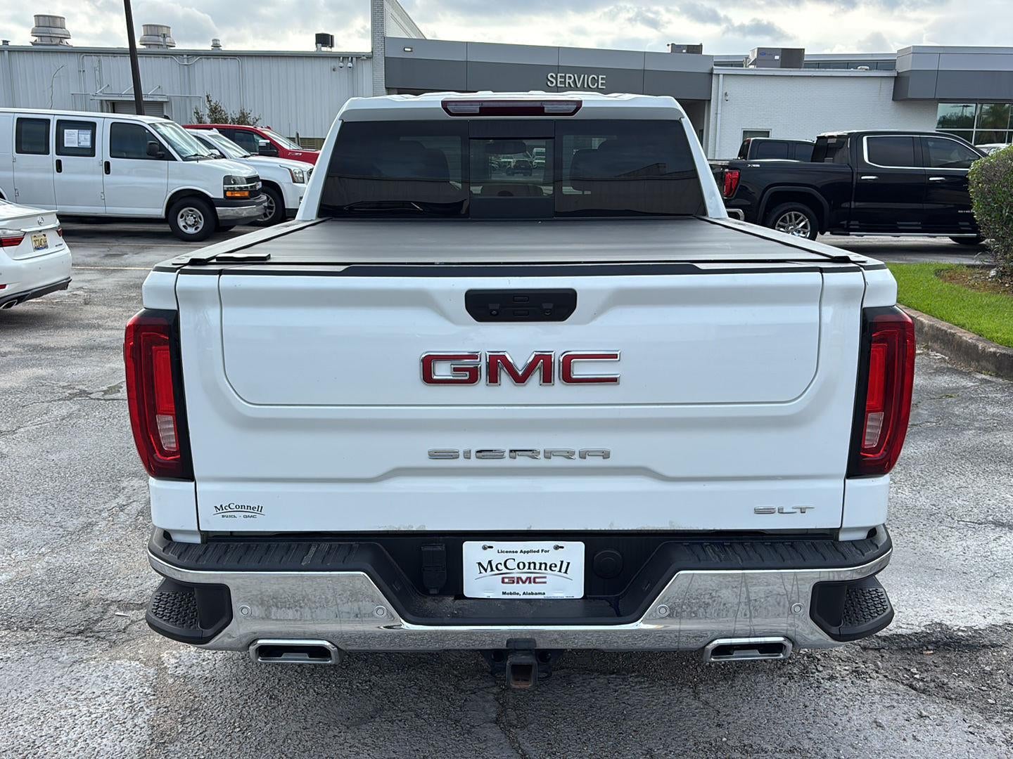2024 GMC Sierra 1500 SLT