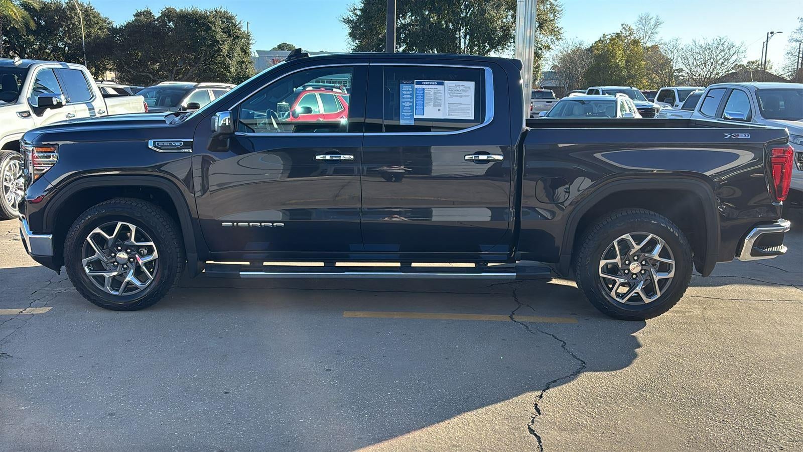 2023 GMC Sierra 1500 SLT