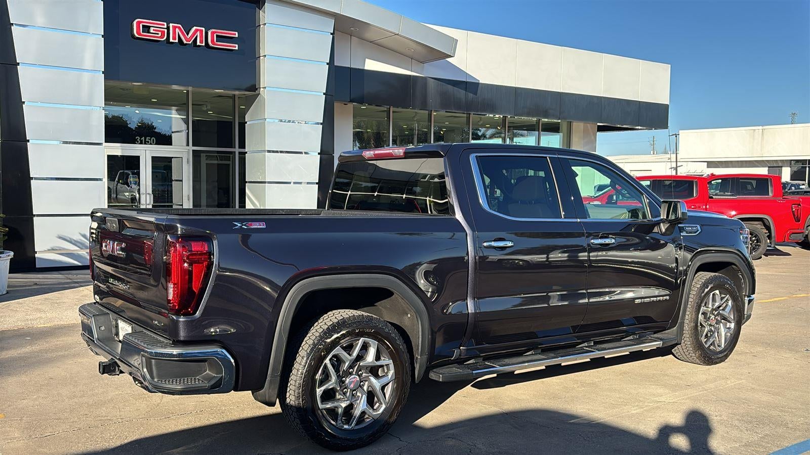 2023 GMC Sierra 1500 SLT