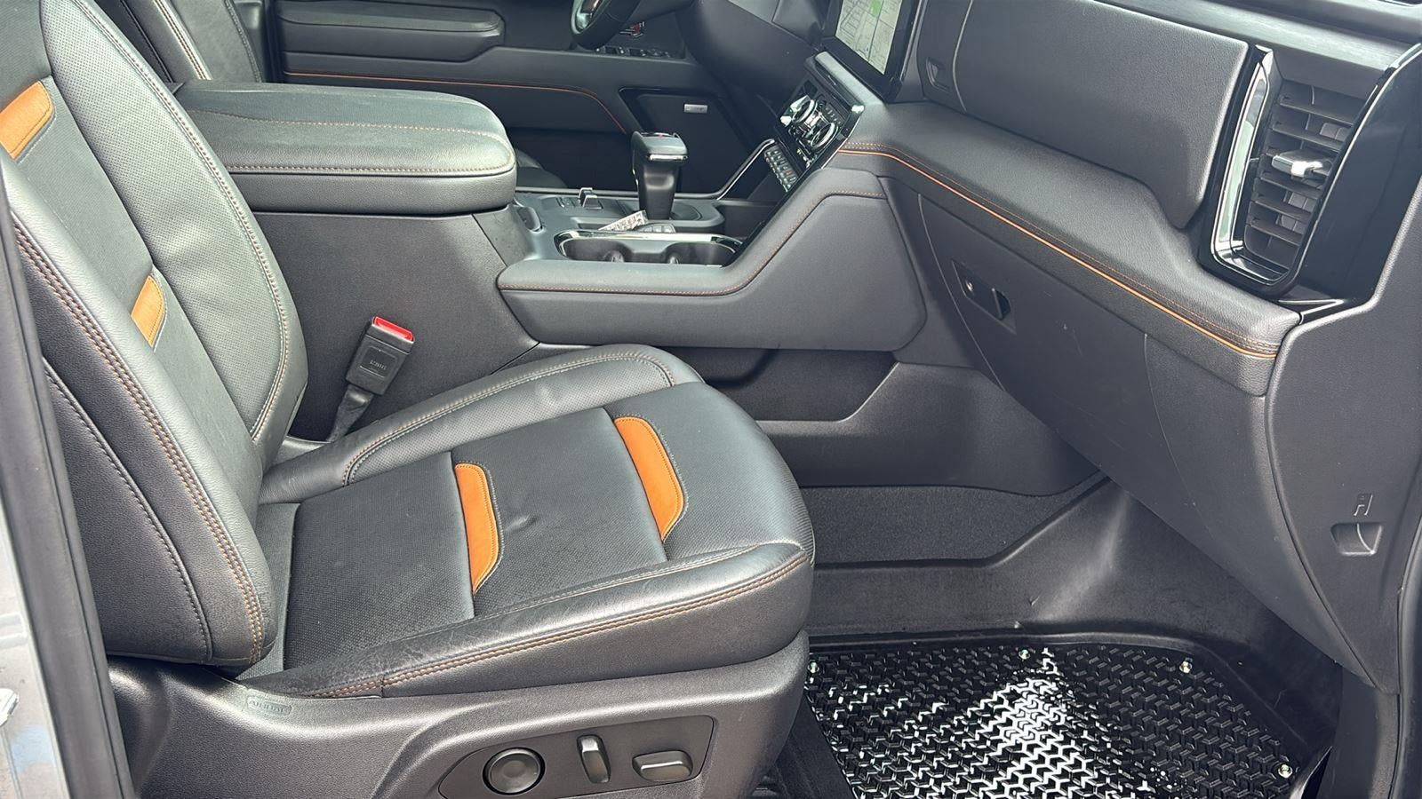 2025 GMC Sierra 1500 AT4