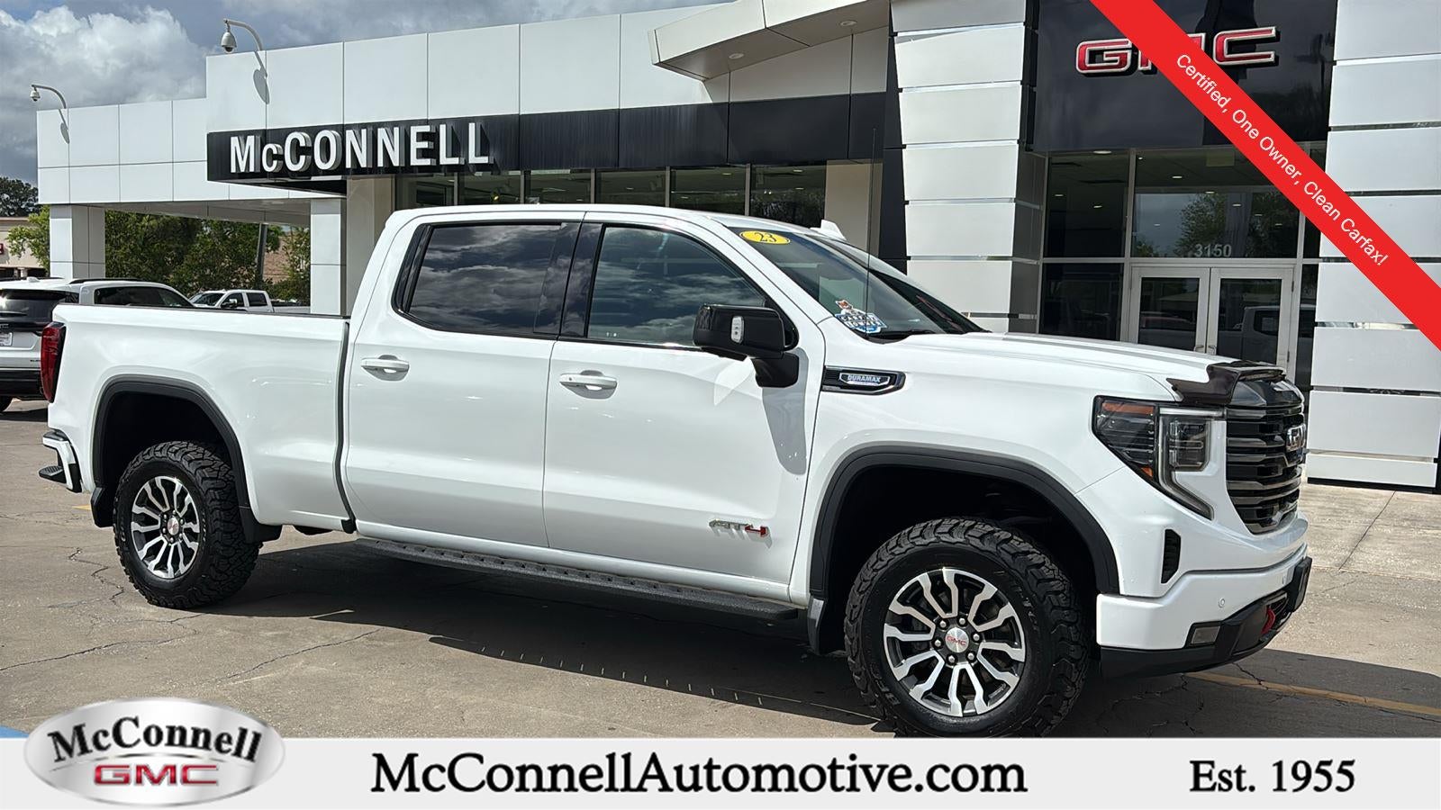 2023 GMC Sierra 1500 AT4