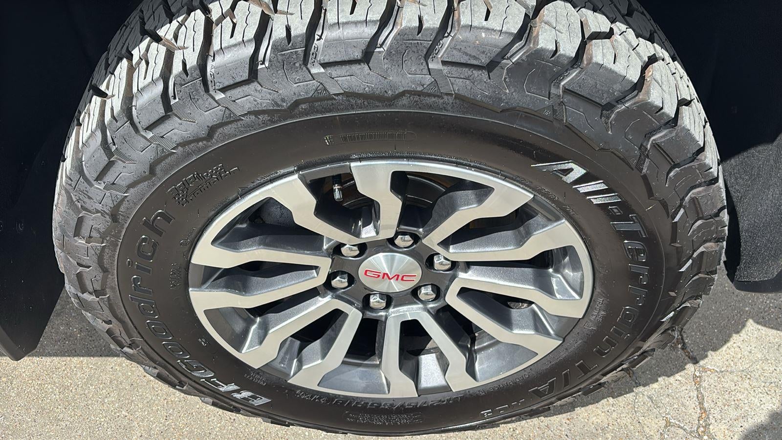 2023 GMC Sierra 1500 AT4