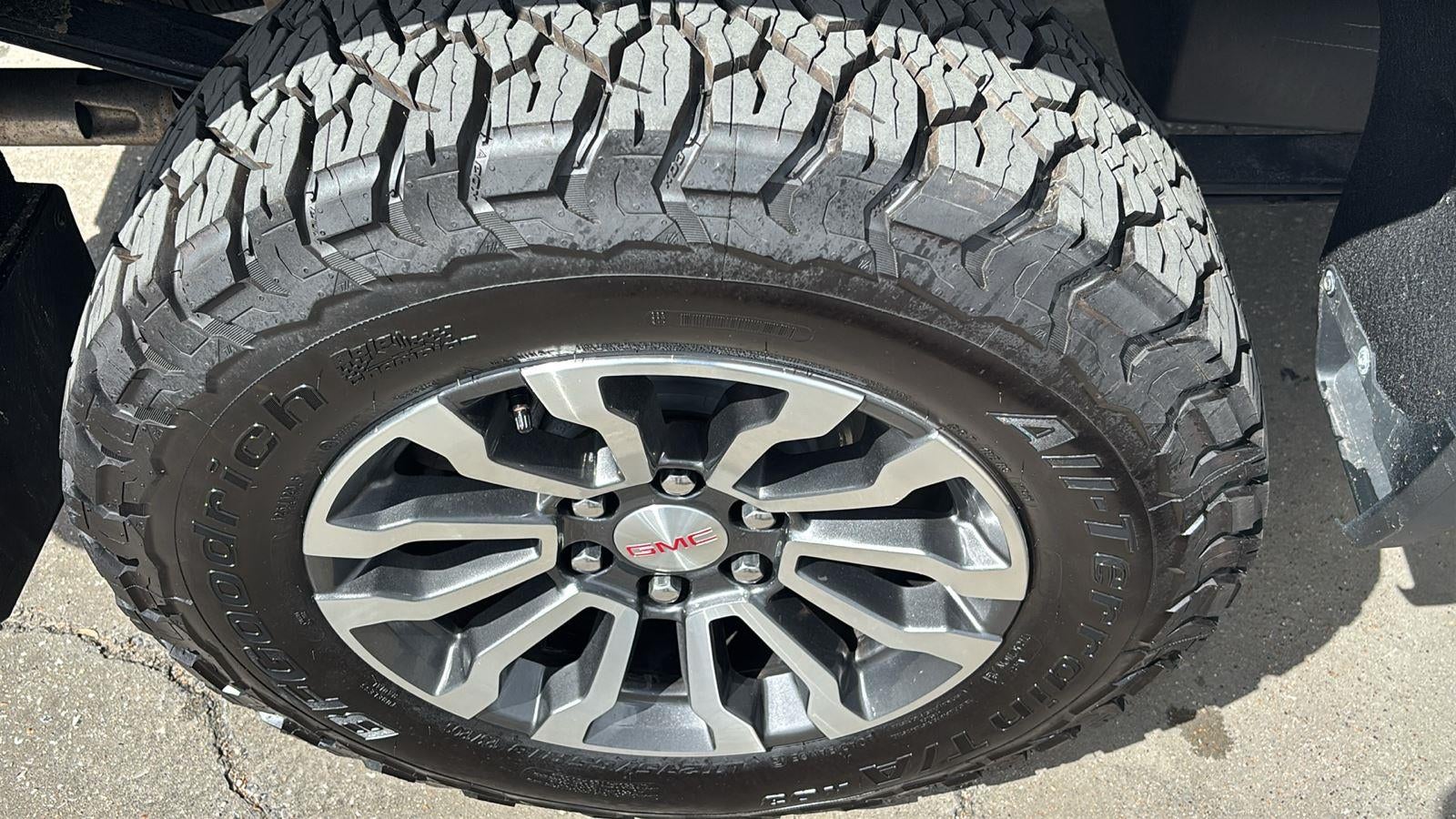 2023 GMC Sierra 1500 AT4