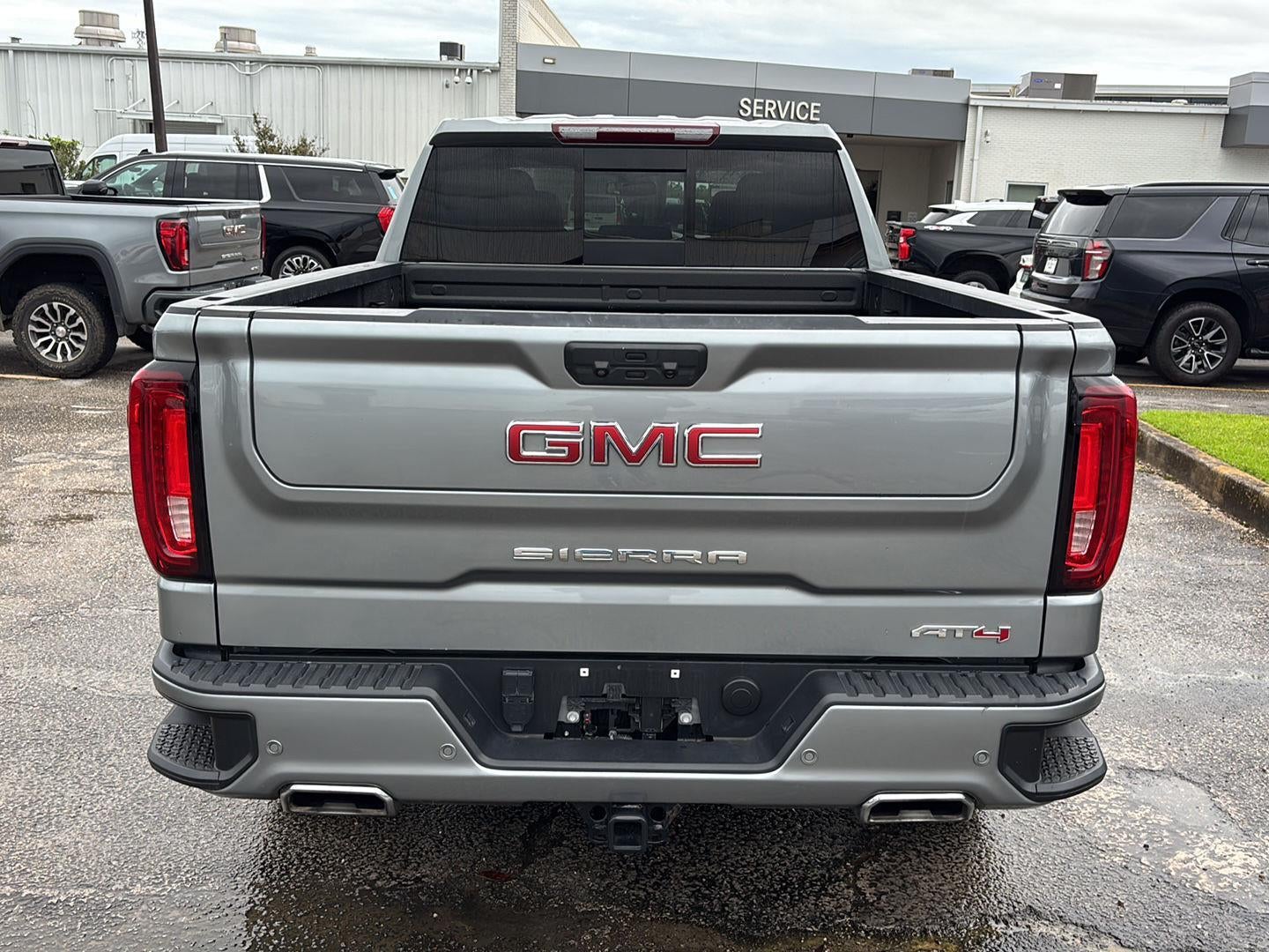 2023 GMC Sierra 1500 AT4