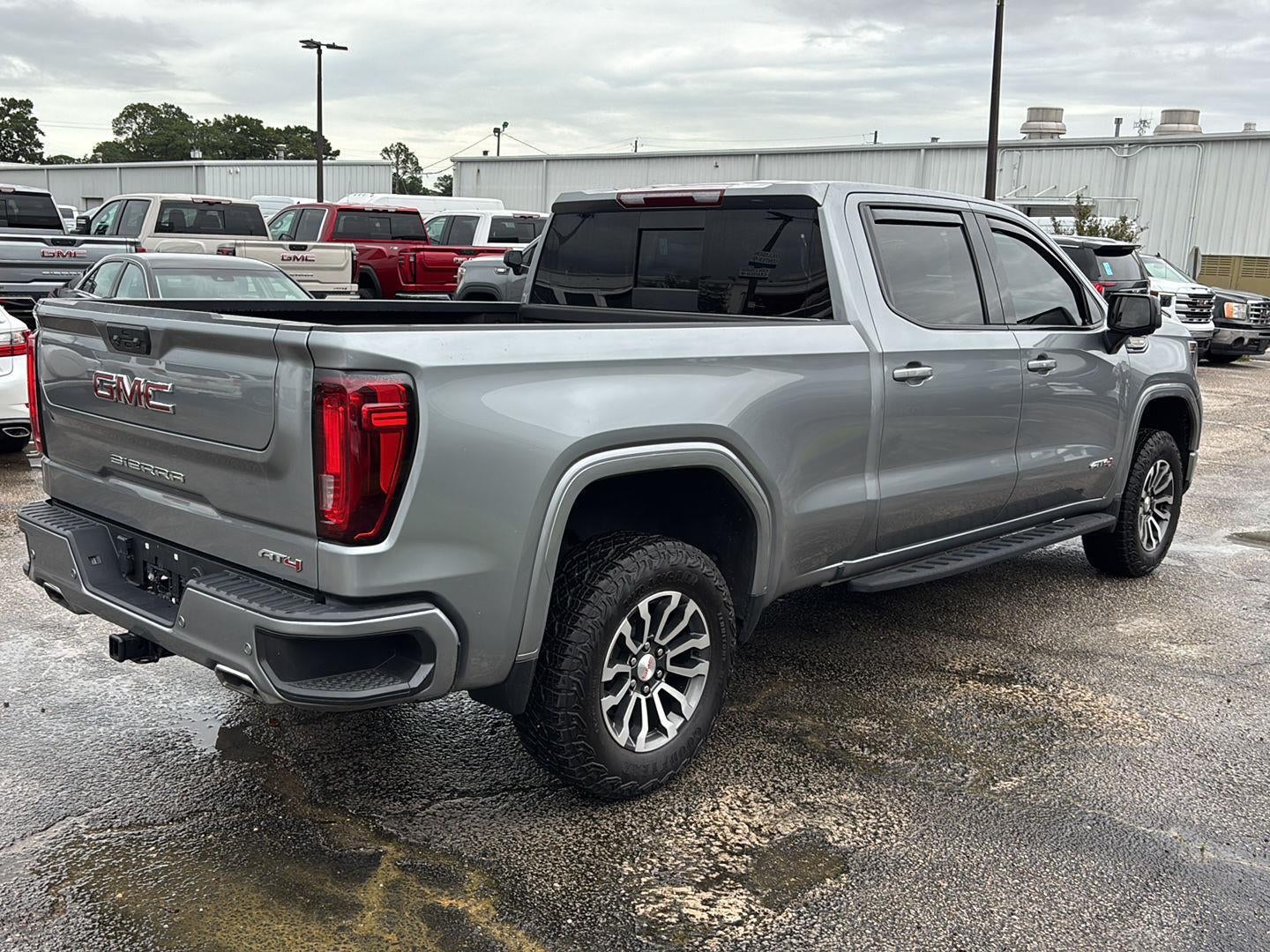2023 GMC Sierra 1500 AT4