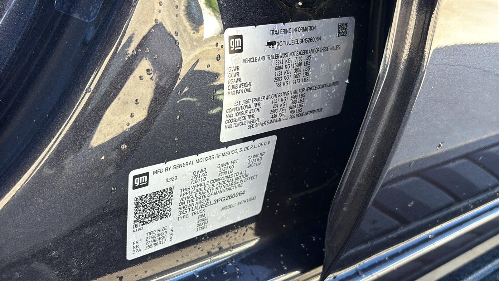 2023 GMC Sierra 1500 AT4