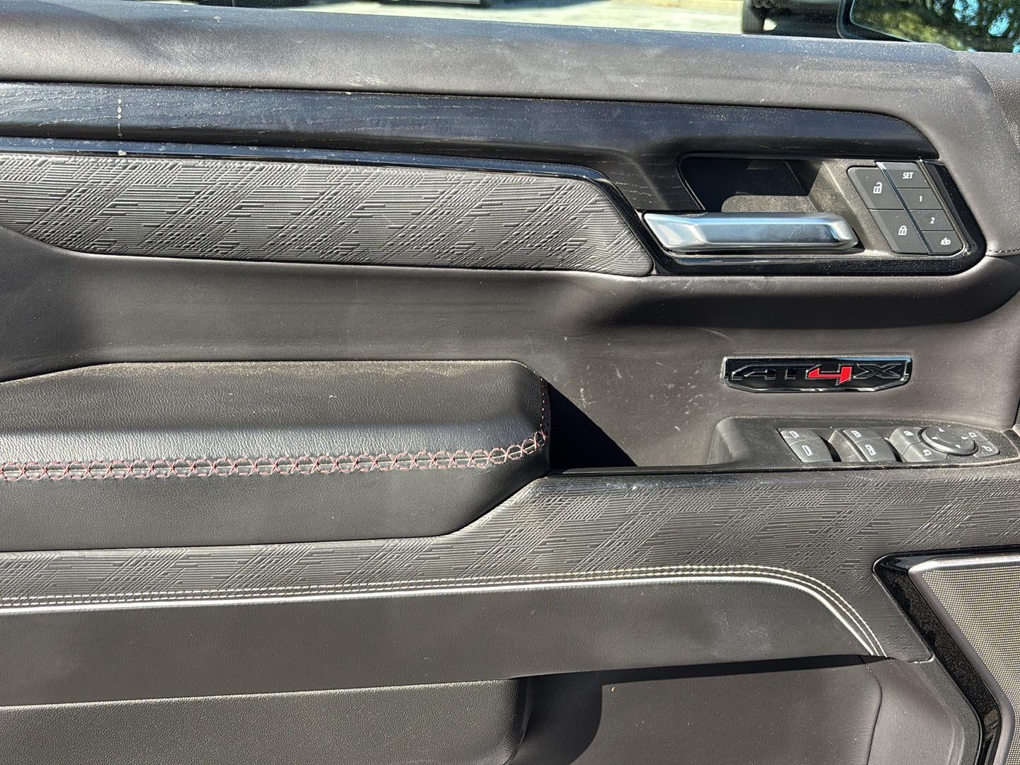 2022 GMC Sierra 1500 AT4X