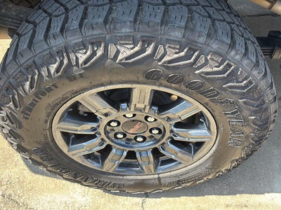 2024 GMC Sierra 1500 AT4X