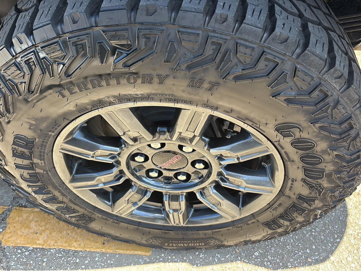 2024 GMC Sierra 1500 AT4X