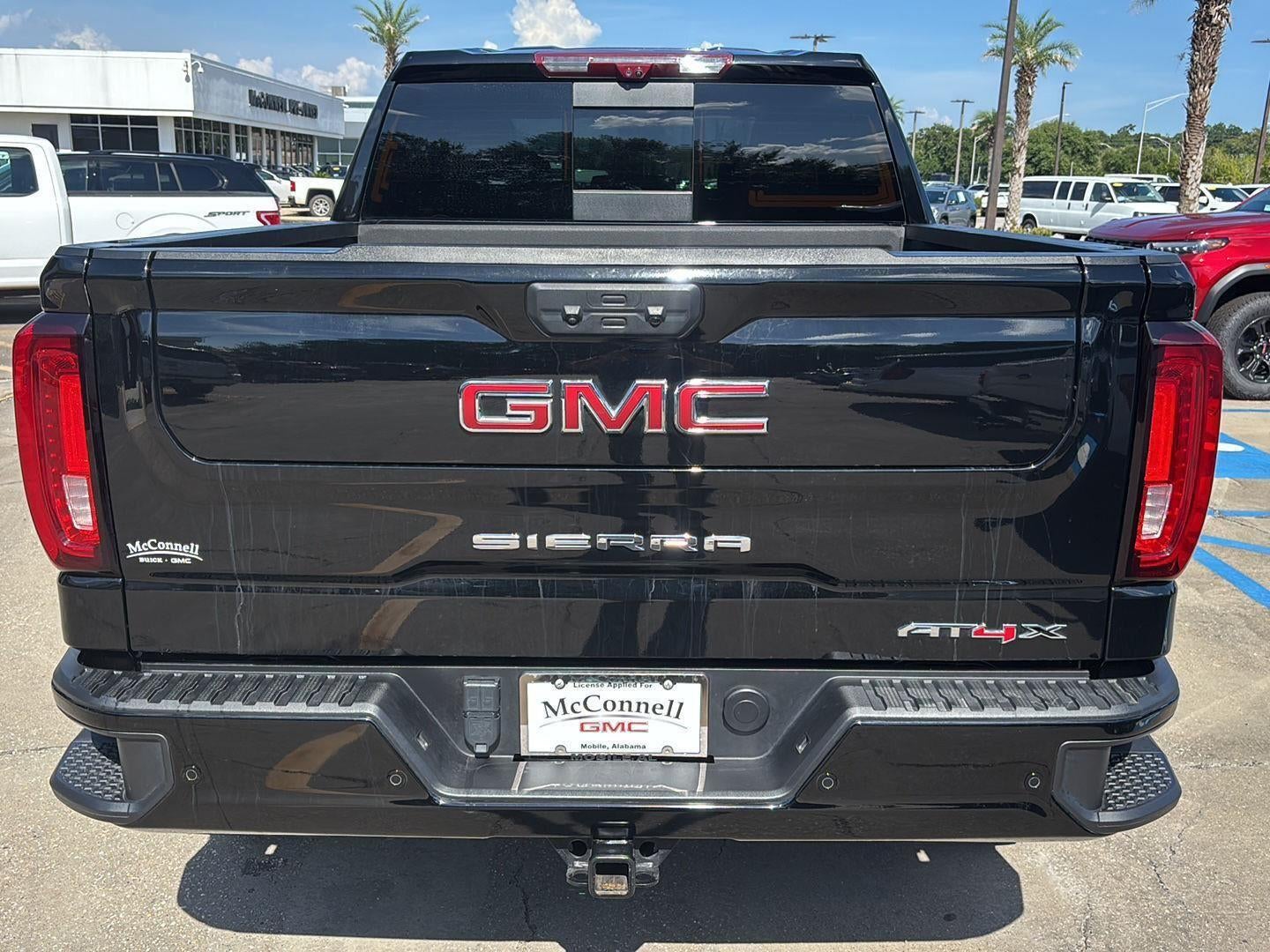 2024 GMC Sierra 1500 AT4X