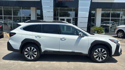 2023 Subaru Outback Touring XT