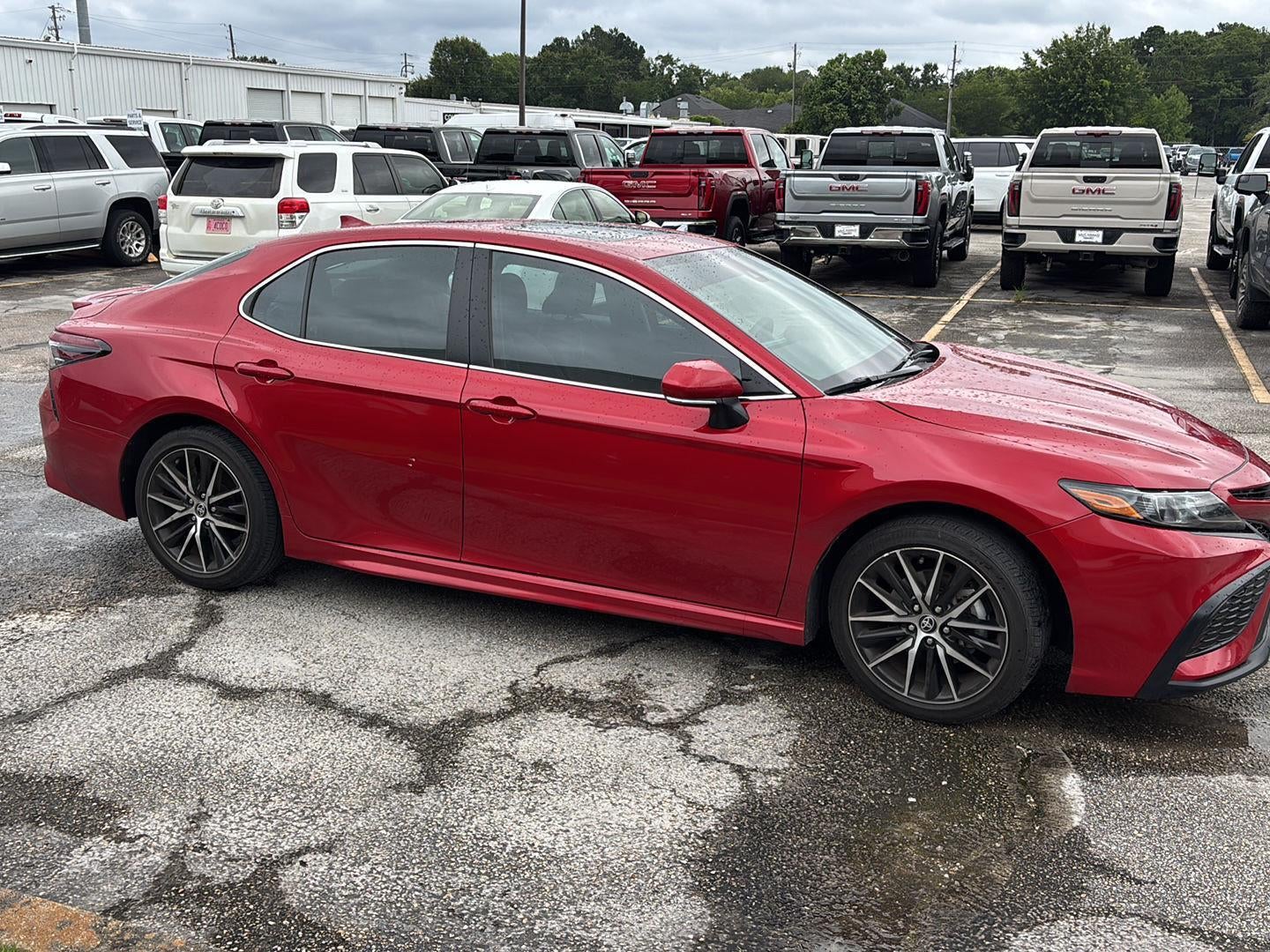 2024 Toyota Camry SE