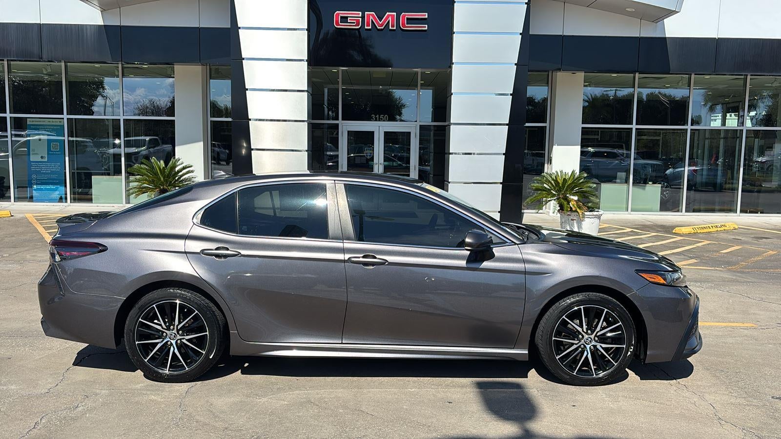 2021 Toyota Camry SE Nightshade