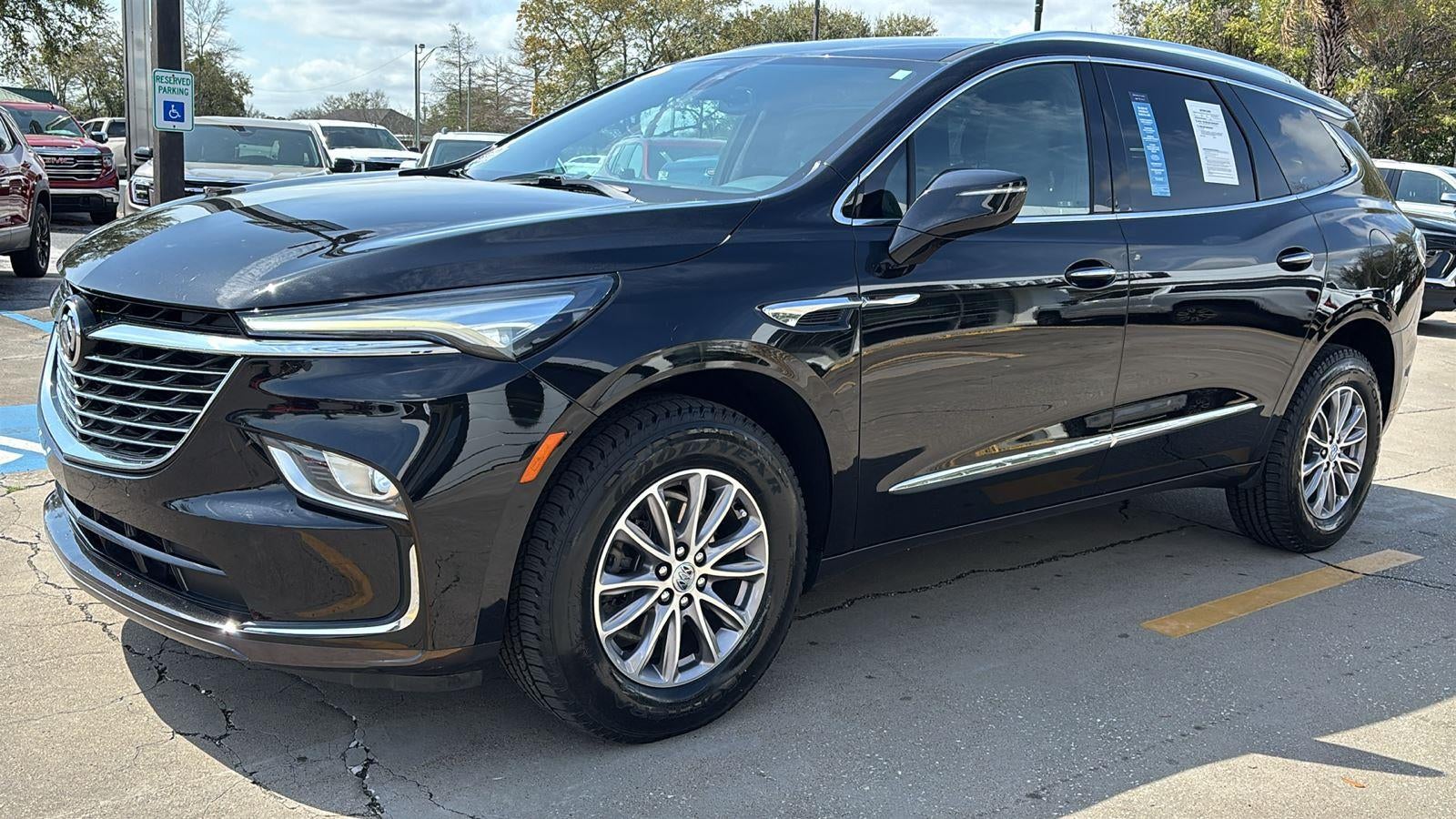 2023 Buick Enclave Essence