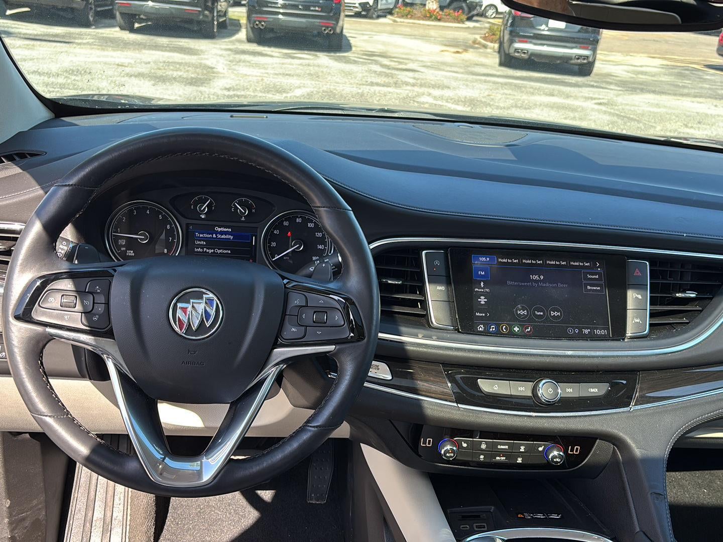 2023 Buick Enclave Essence