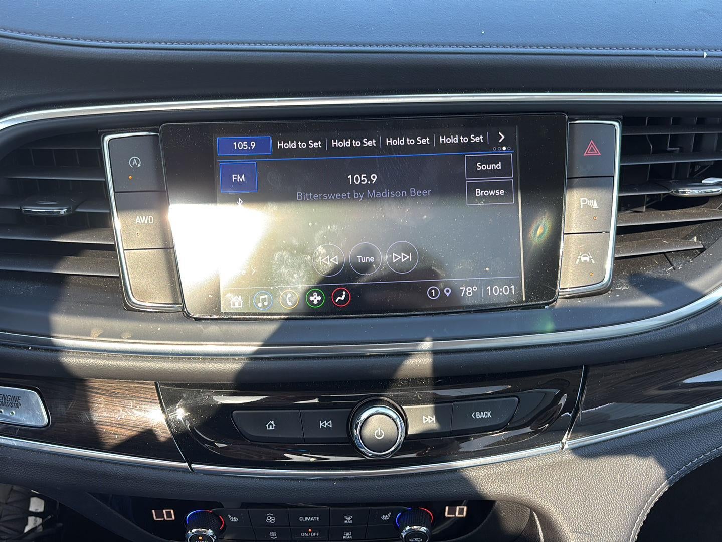 2023 Buick Enclave Essence