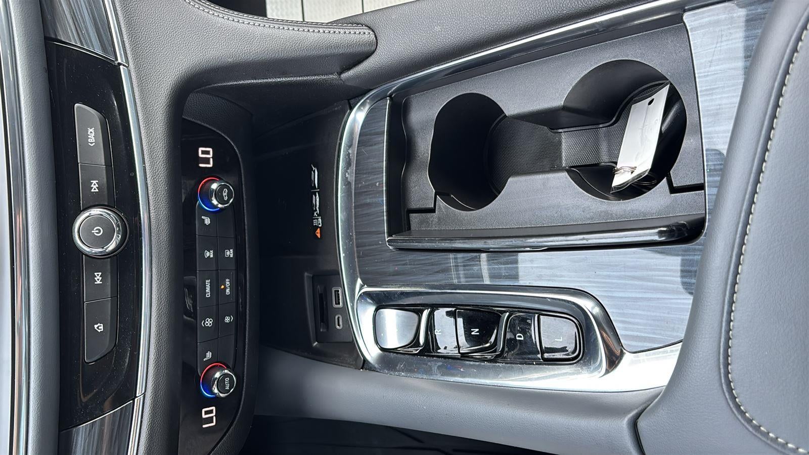 2024 Buick Enclave Essence