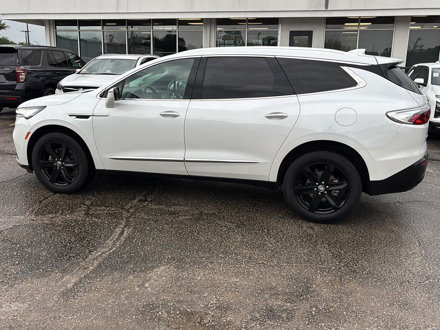 2024 Buick Enclave Essence