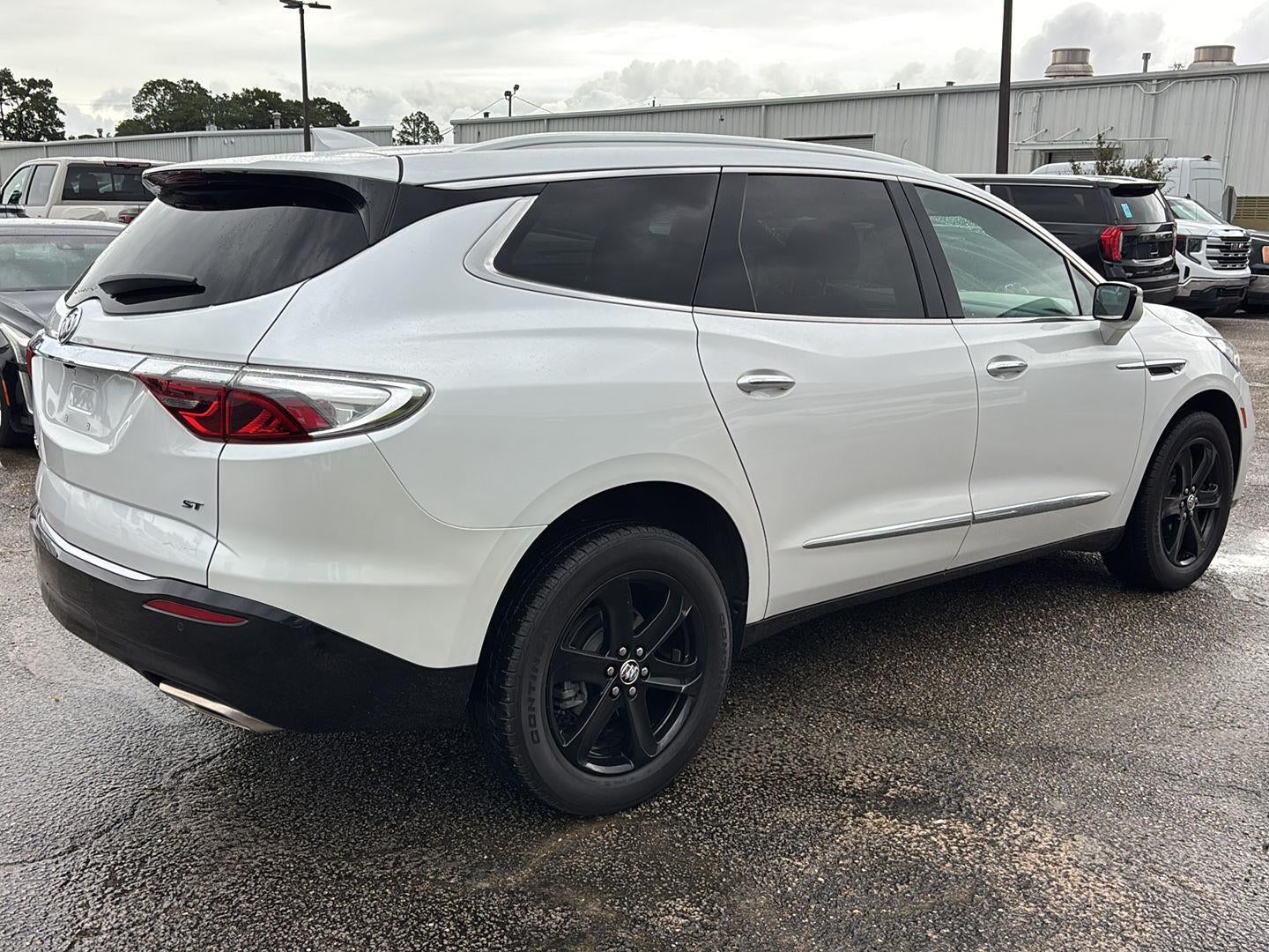 2024 Buick Enclave Essence