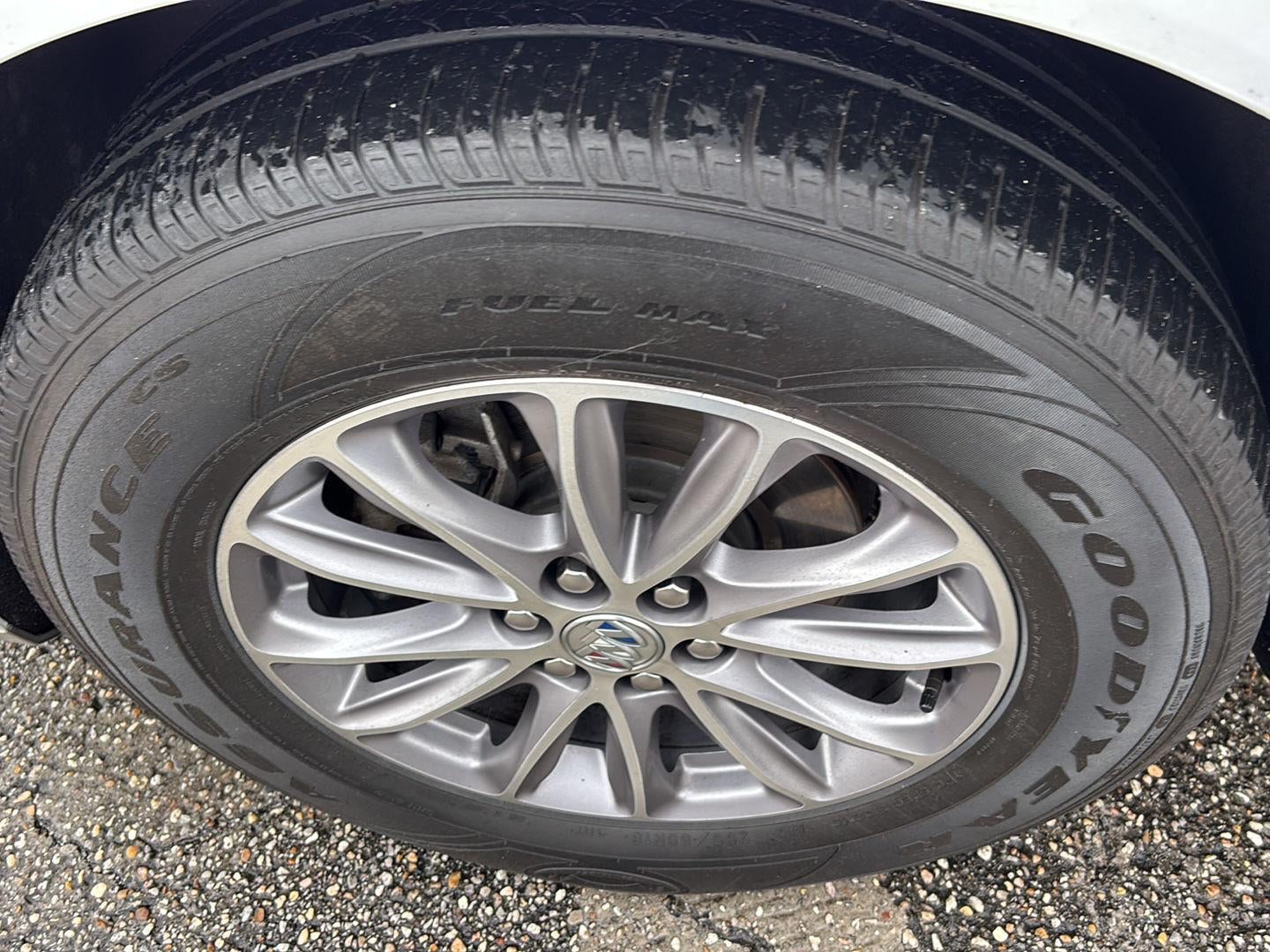 2024 Buick Enclave Essence