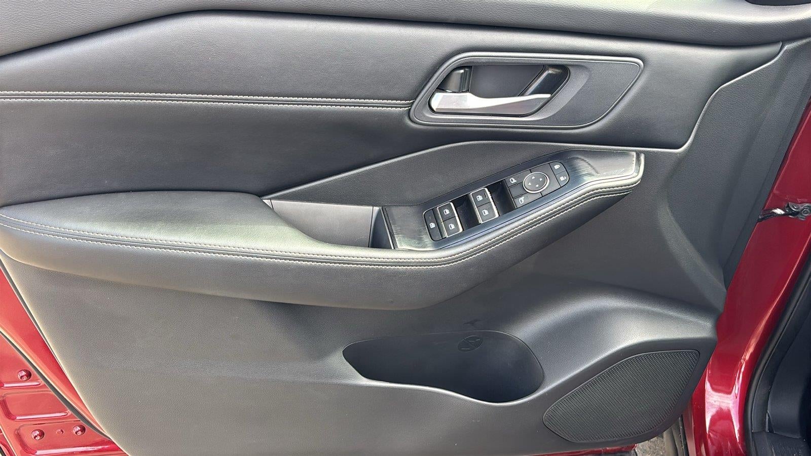 2025 Nissan Rogue SL FWD