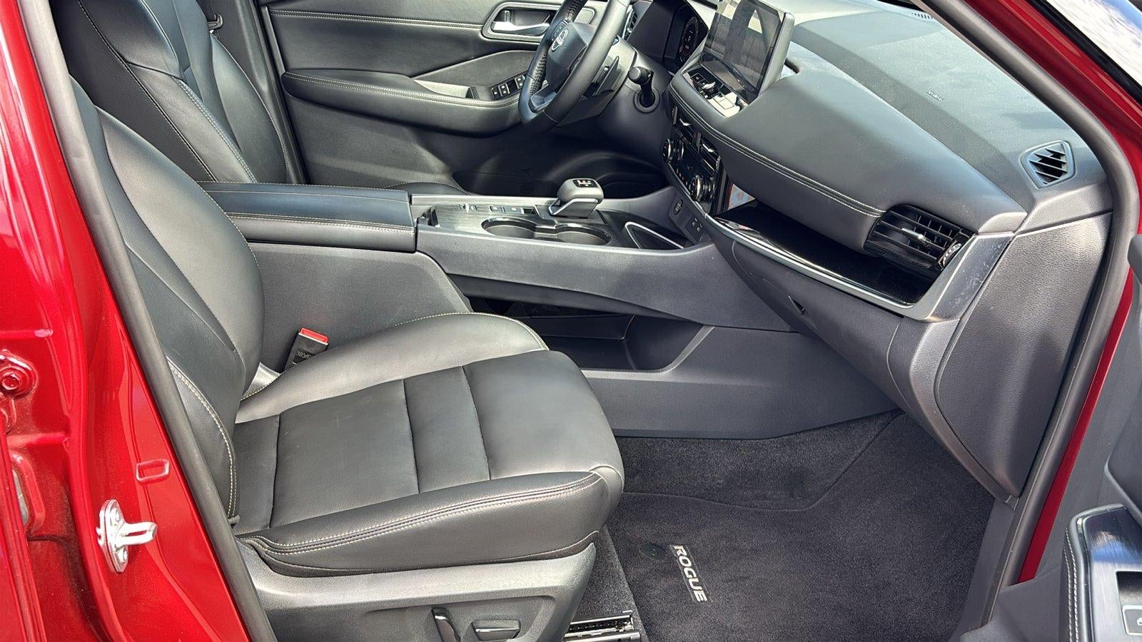 2025 Nissan Rogue SL FWD