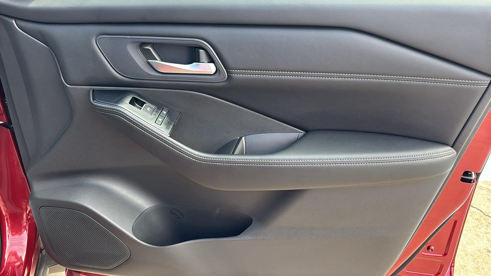 2025 Nissan Rogue SL FWD