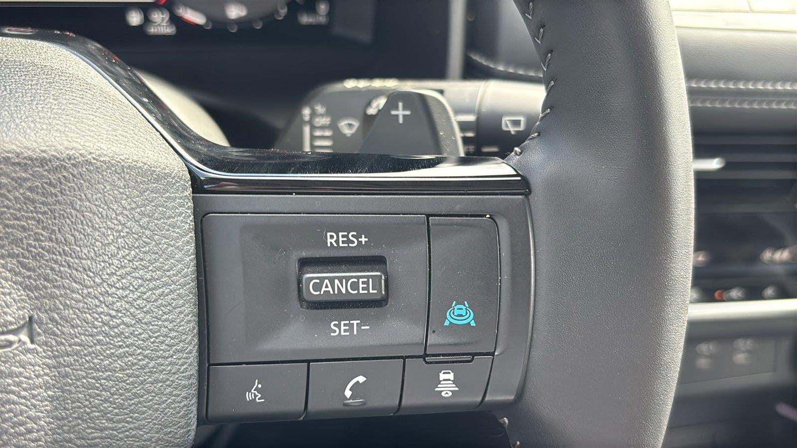 2025 Nissan Rogue SL FWD