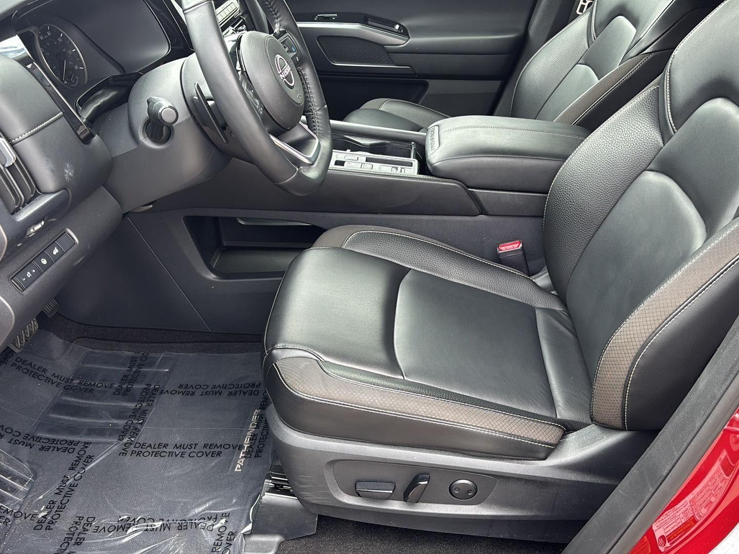 2024 Nissan Pathfinder SL