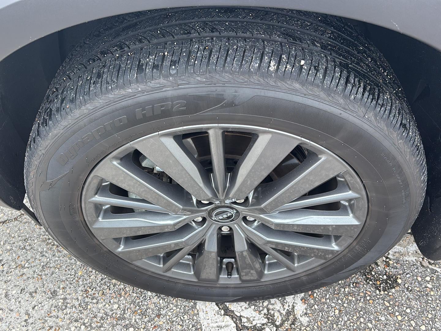 2025 Nissan Pathfinder SL FWD