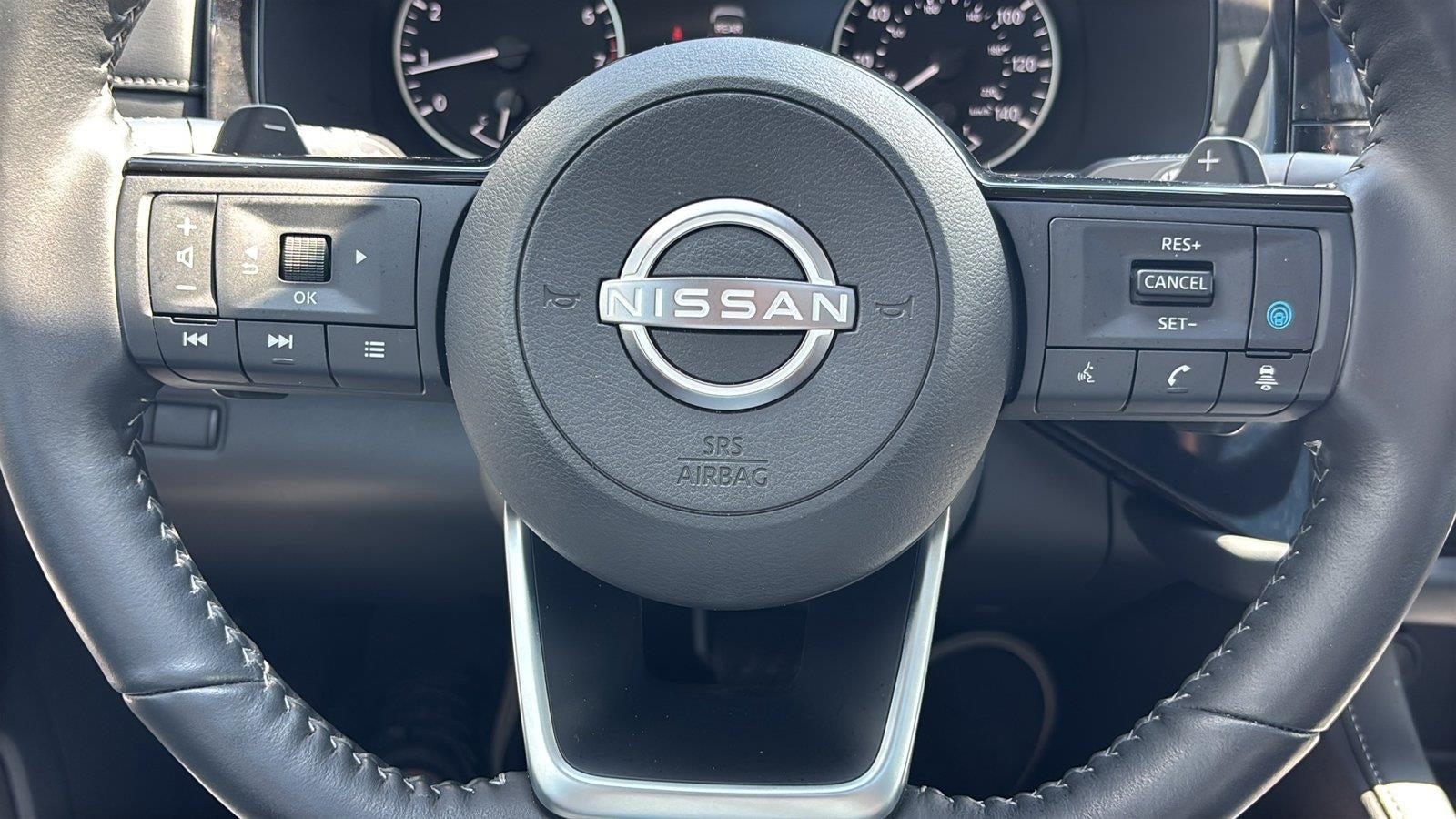 2025 Nissan Pathfinder SL FWD