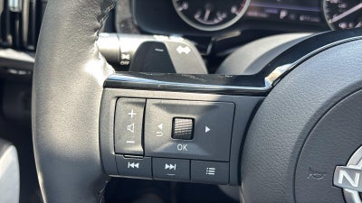 2025 Nissan Pathfinder SL FWD