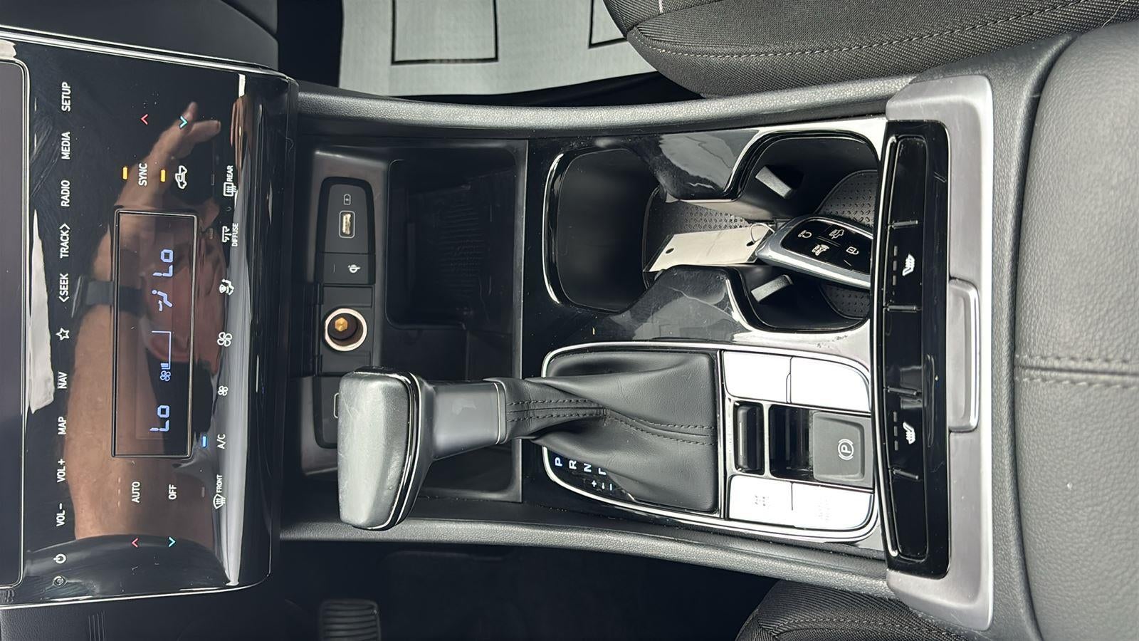 2023 Hyundai Santa Cruz SEL Premium