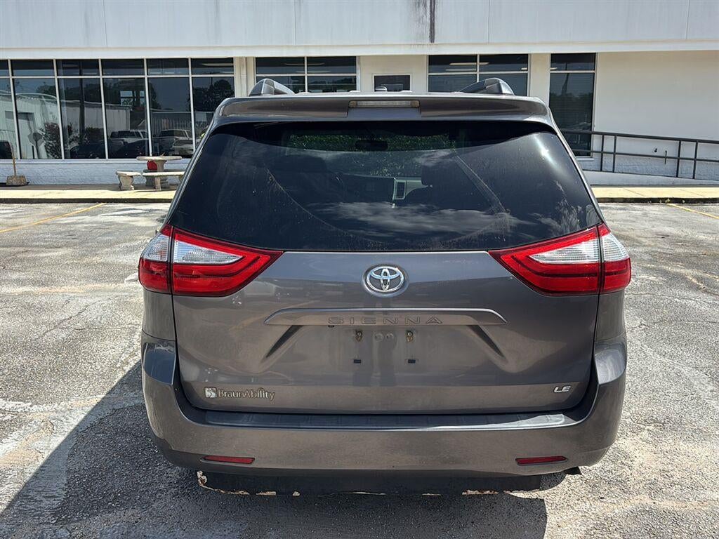 2016 Toyota Sienna LE AAS