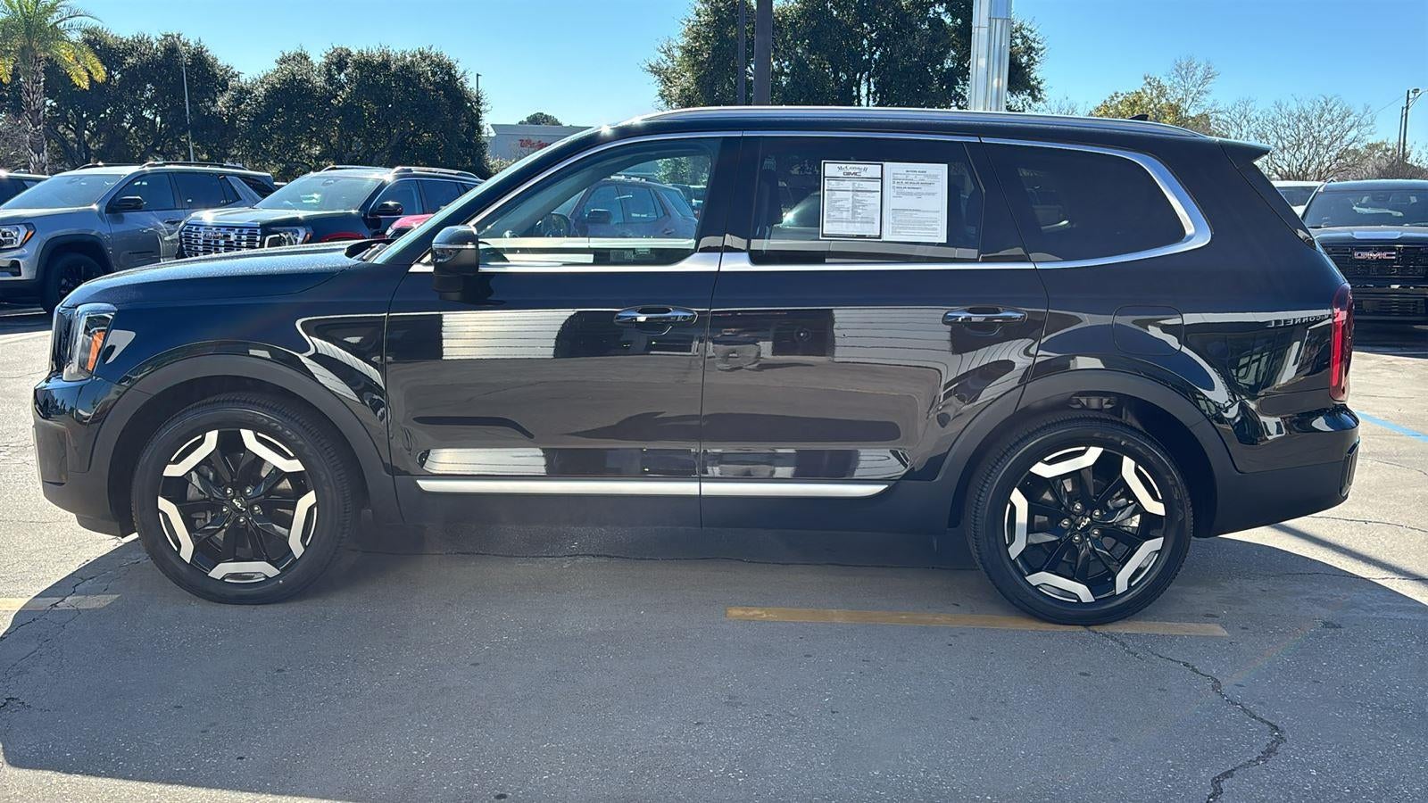 2023 Kia Telluride S