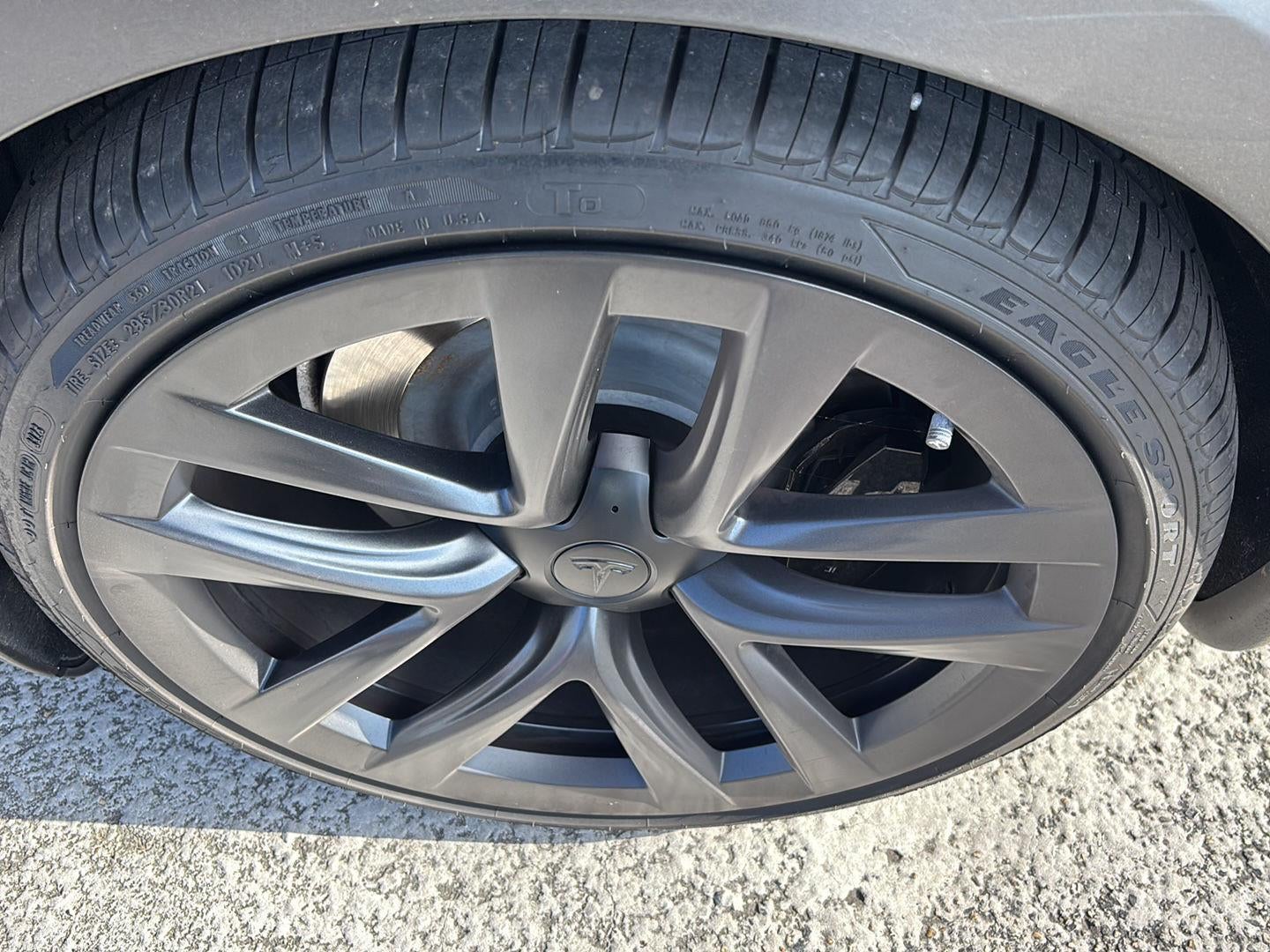 2022 Tesla Model S Plaid