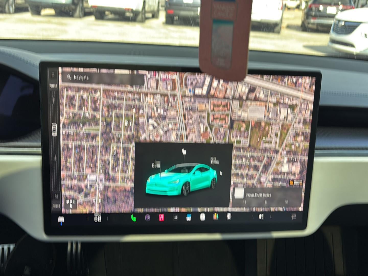 2022 Tesla Model S Plaid