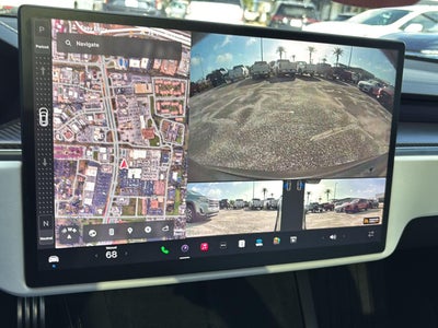 2022 Tesla Model S Plaid