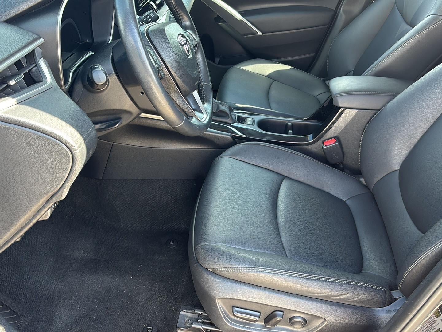 2024 Toyota Corolla Cross XLE